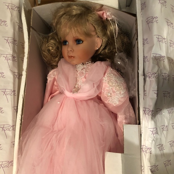 Rustie porcelain doll limited edition - Picture 2 of 8